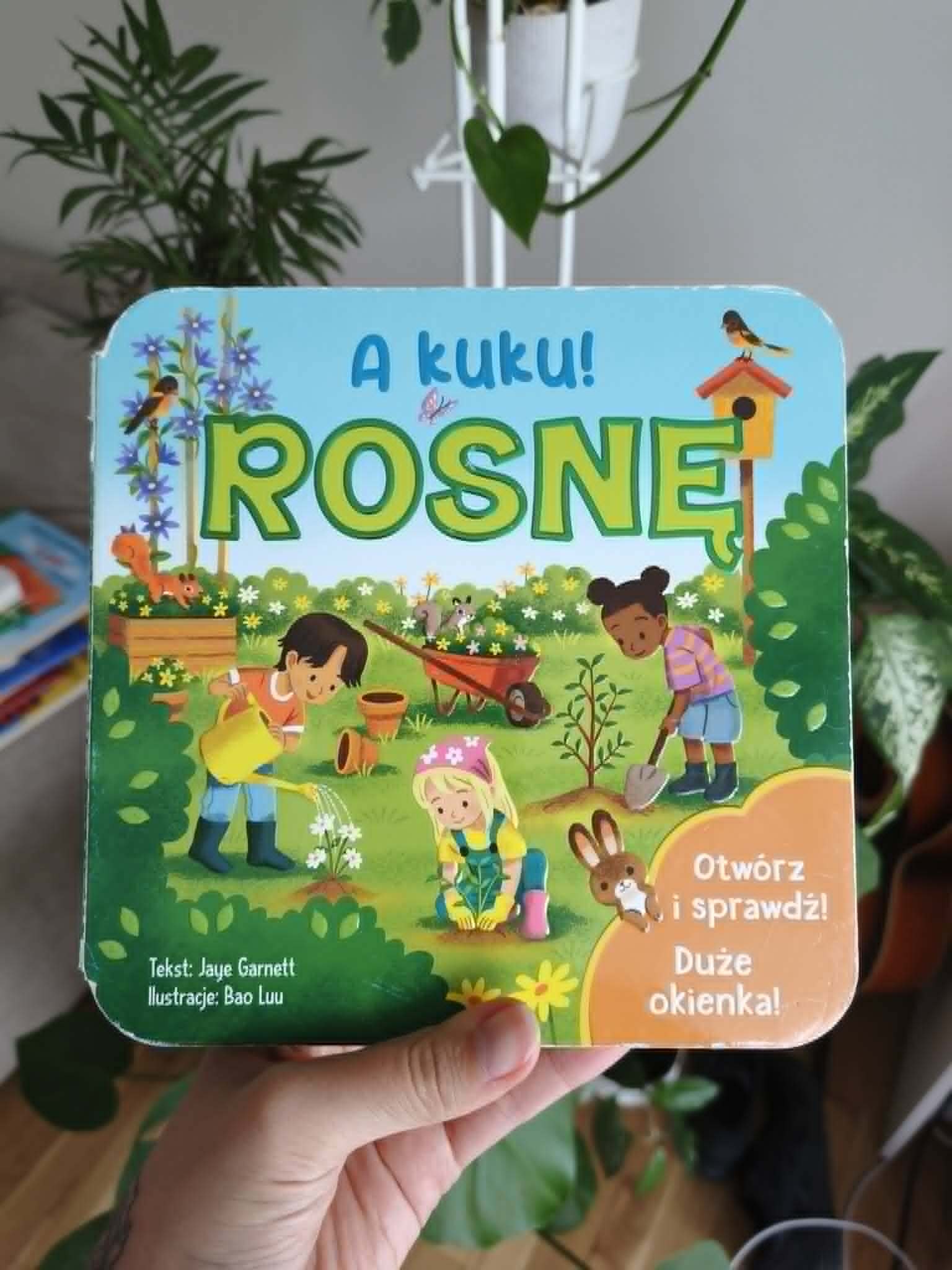 A kuku! Rosnę — książka dla dzieci z klapkami