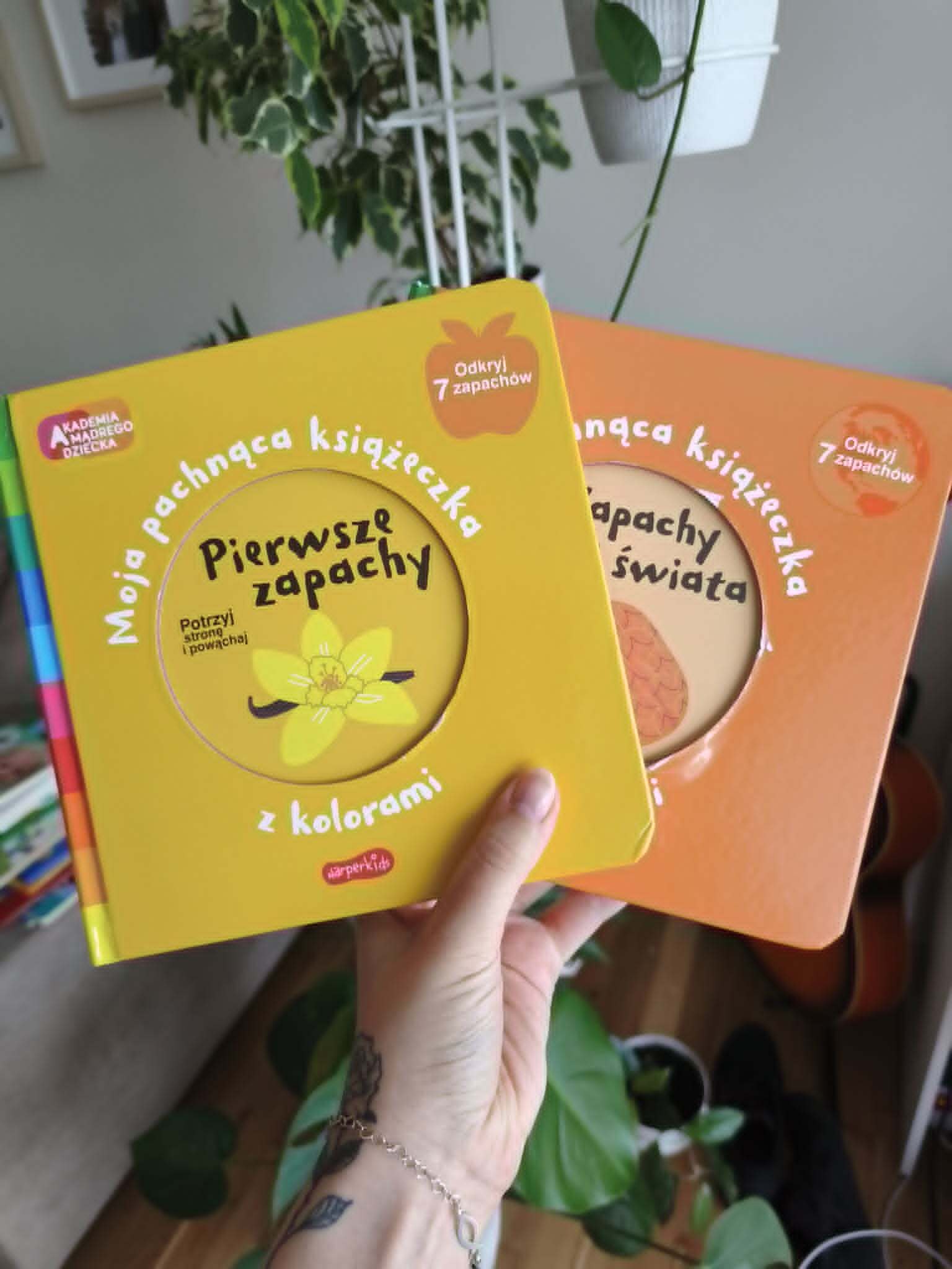 Moja pachnąca książeczka — sensoryczna książka dla 2-latka